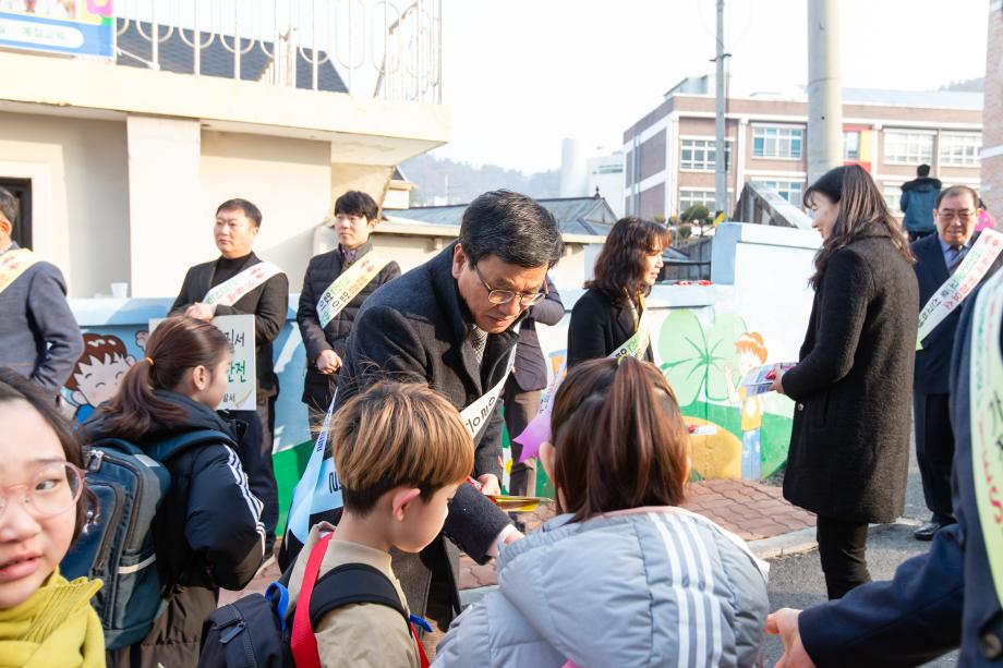 190307_개학기학교주변유해요인점검홍보캠페인_0008