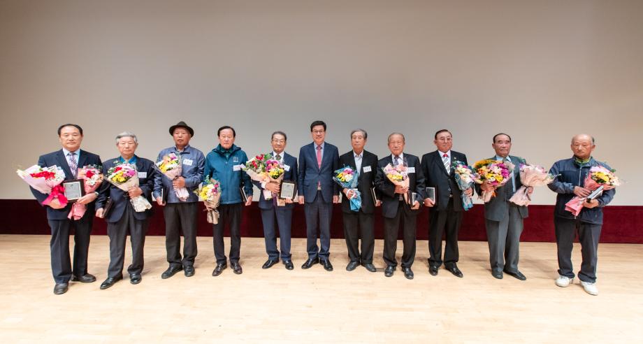 191008_제 23회 노인의날 기념행사_0016