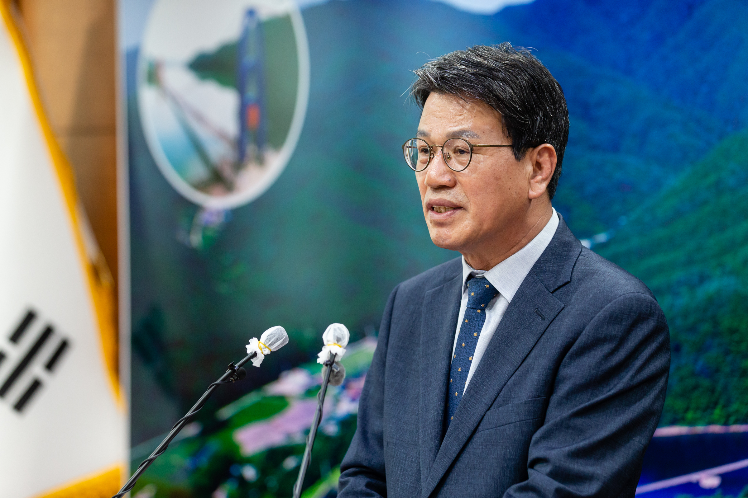 김돈곤 청양군수  우즈베키스탄 MOU 관련 브리핑3