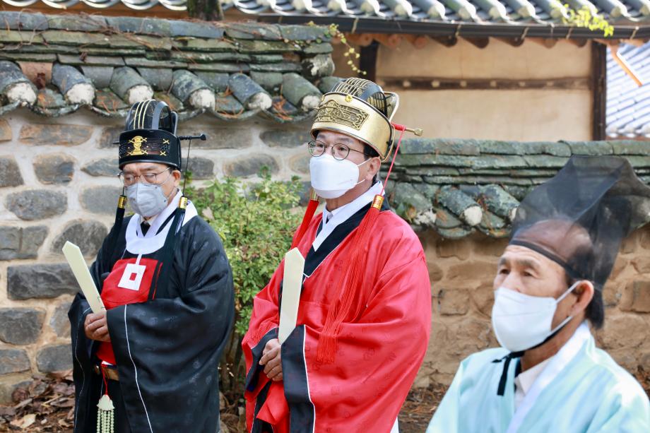 면암 최익현 선생 추계 제향20211021_171535228 (6)