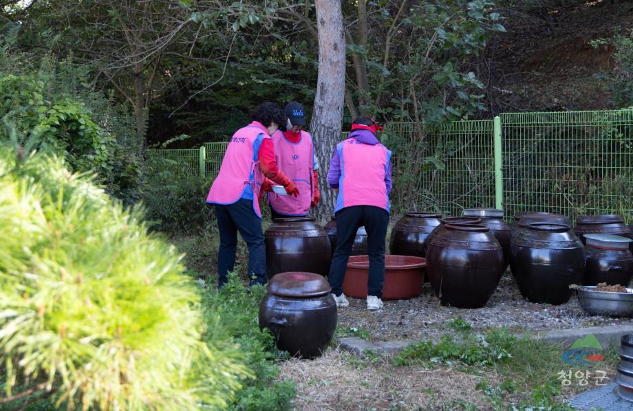 청양군 한국생활개선 연합회 사랑의 전통장 나눔 행사 (15)
