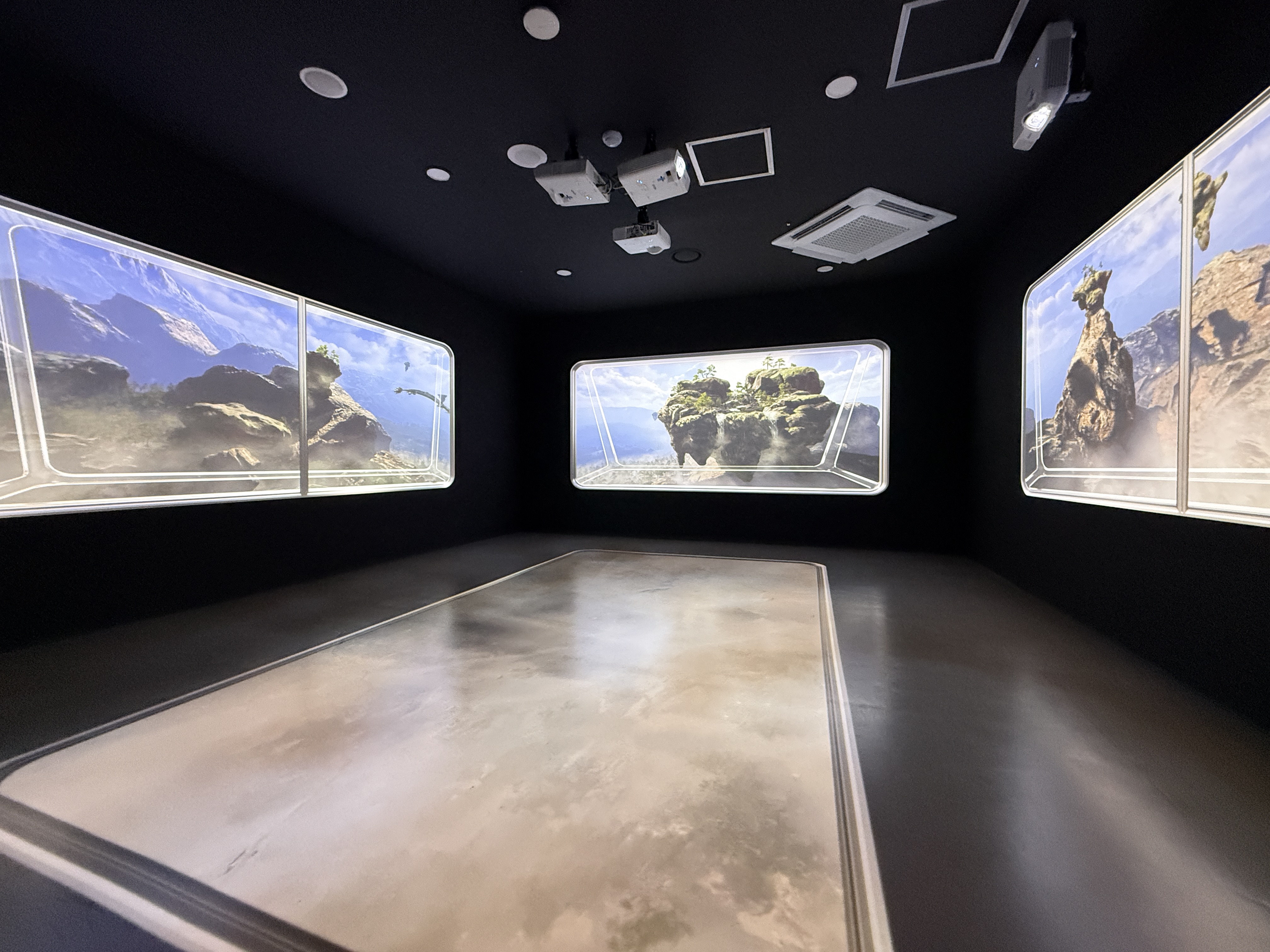 1. 청양 칠갑타워 14일 개관 앞두고 분주… 지역 경제 활력 기대(3)