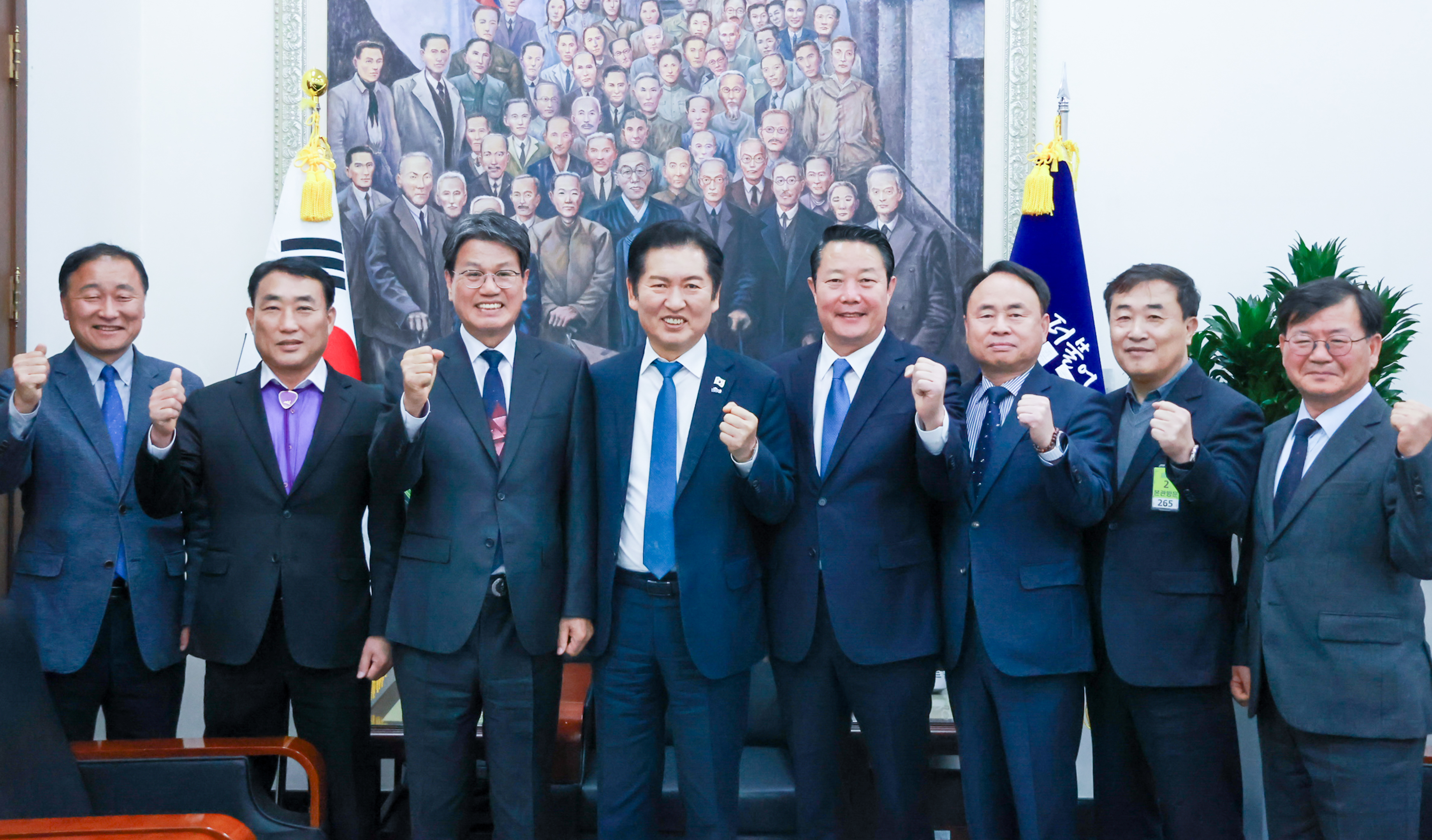 1. 김돈곤 청양군수  국회 두 번째 방문… “농어촌기본소득 성공 위해 국비 상향은 필수”(2)
