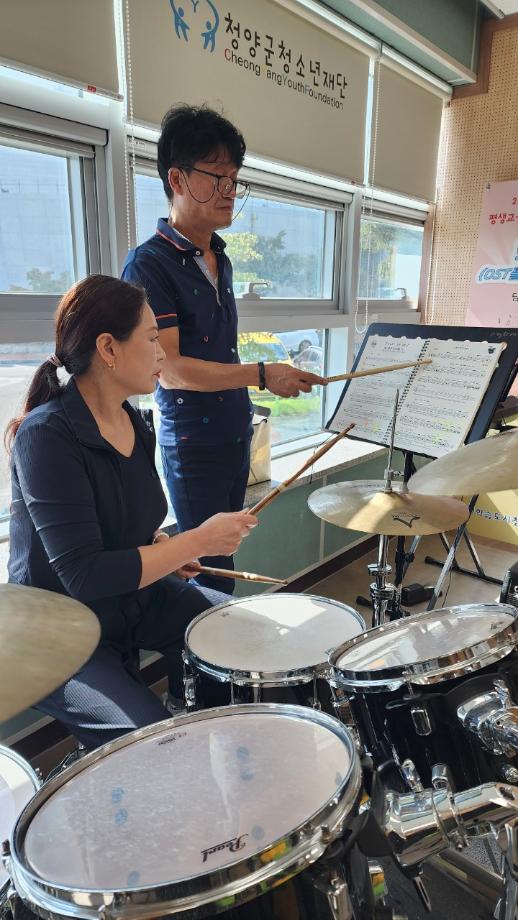 BandPhoto_2026_01_12_09_48_48