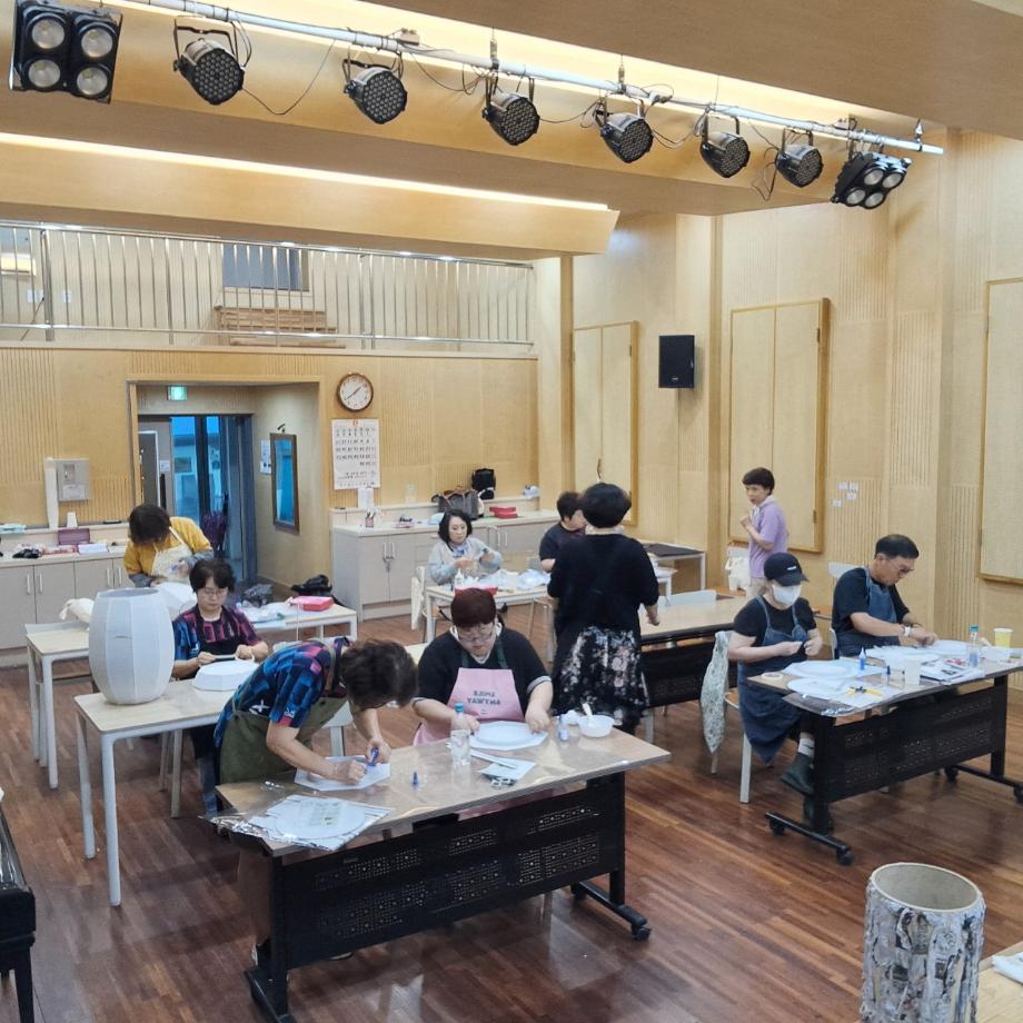 BandPhoto_2026_01_12_09_47_47