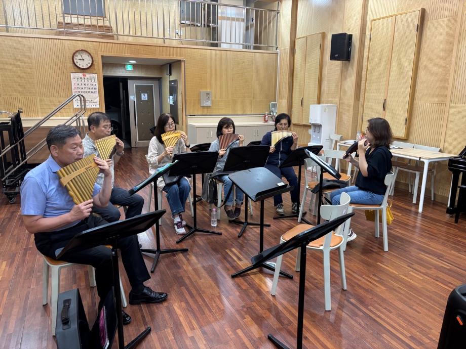 BandPhoto_2026_01_12_09_45_24