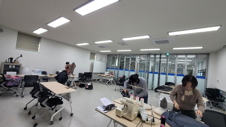 BandPhoto_2026_01_12_11_11_42