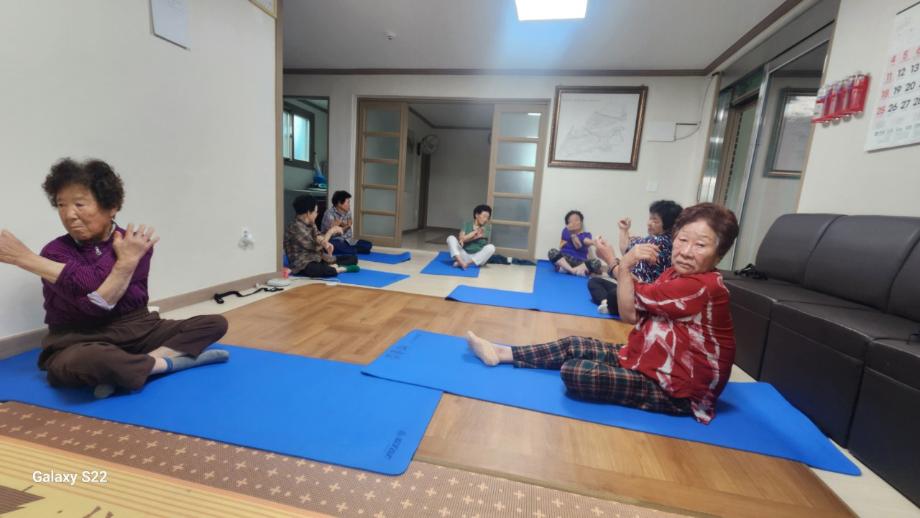 BandPhoto_2025_09_04_15_29_03