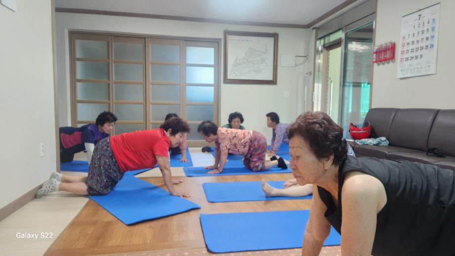 BandPhoto_2025_09_04_15_29_10