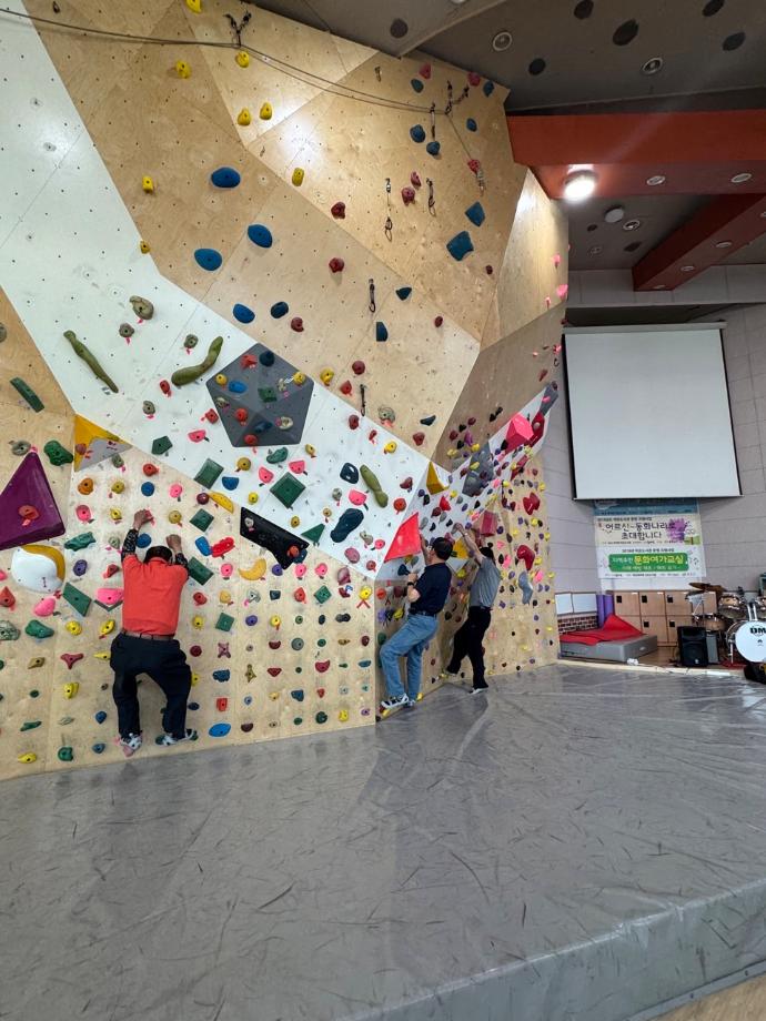 BandPhoto_2025_07_15_09_31_26