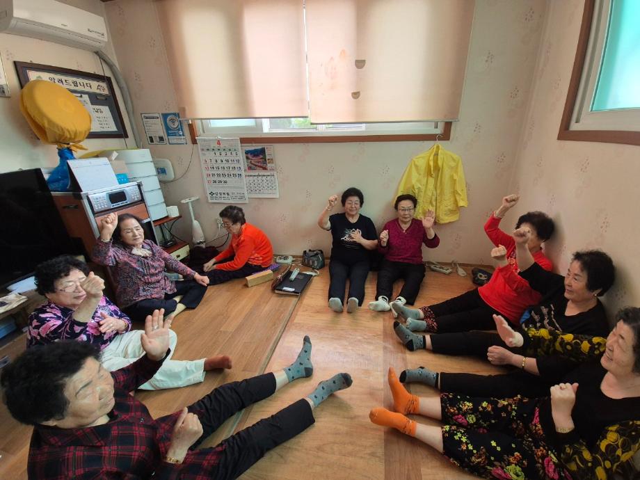 BandPhoto_2025_07_15_09_29_23