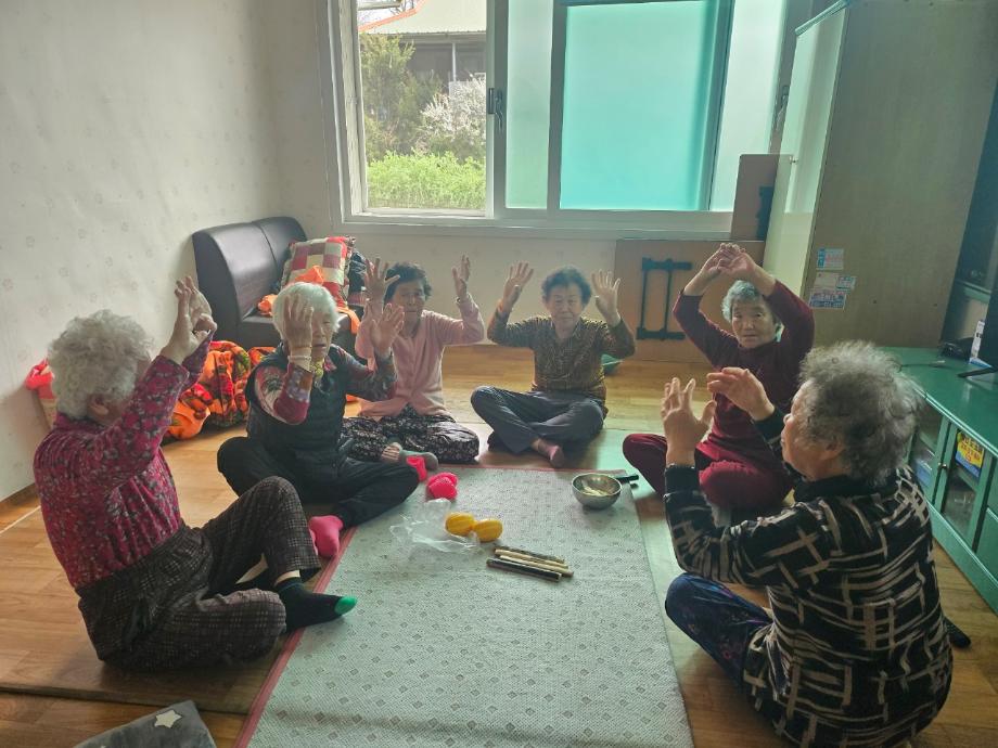 BandPhoto_2025_07_15_09_26_33