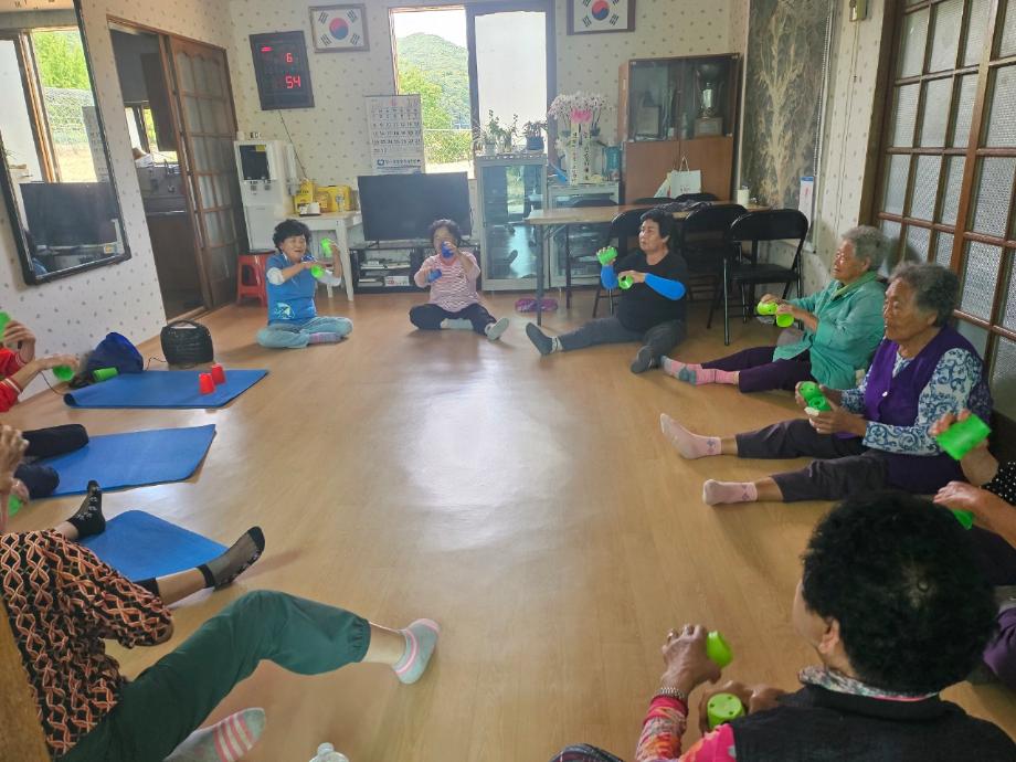 BandPhoto_2025_09_04_15_17_59