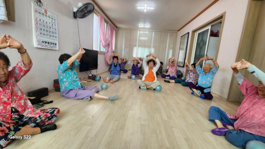 BandPhoto_2025_09_04_15_16_30