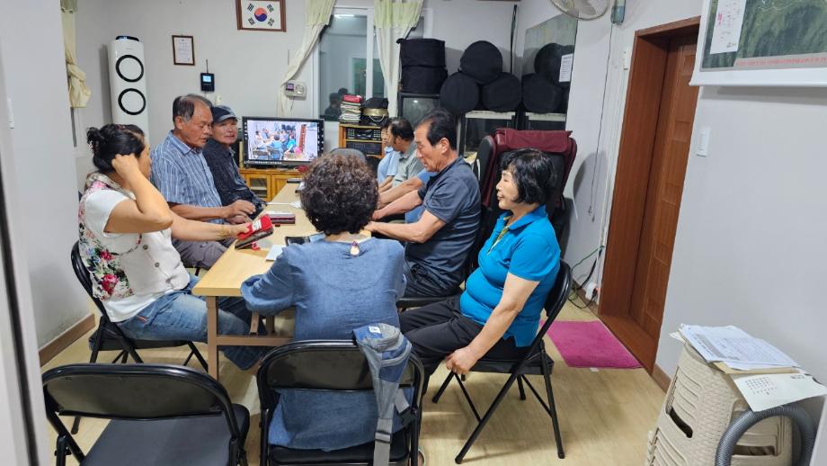 BandPhoto_2025_09_04_15_15_49