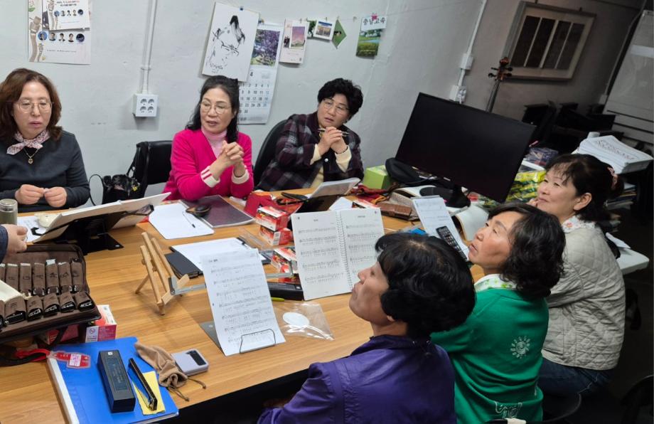 BandPhoto_2025_07_15_09_24_39