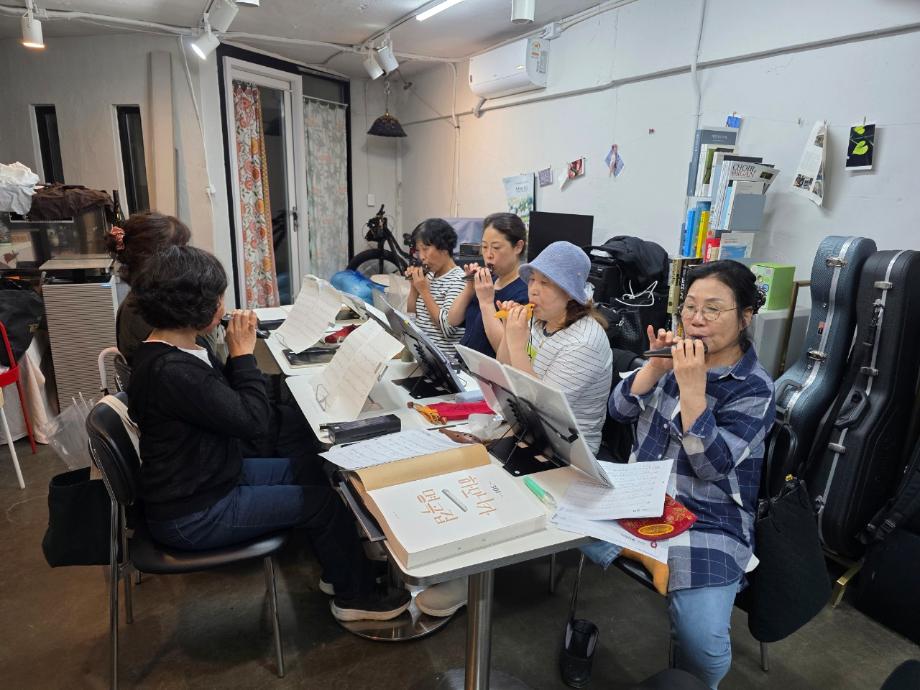 BandPhoto_2025_09_04_15_14_12