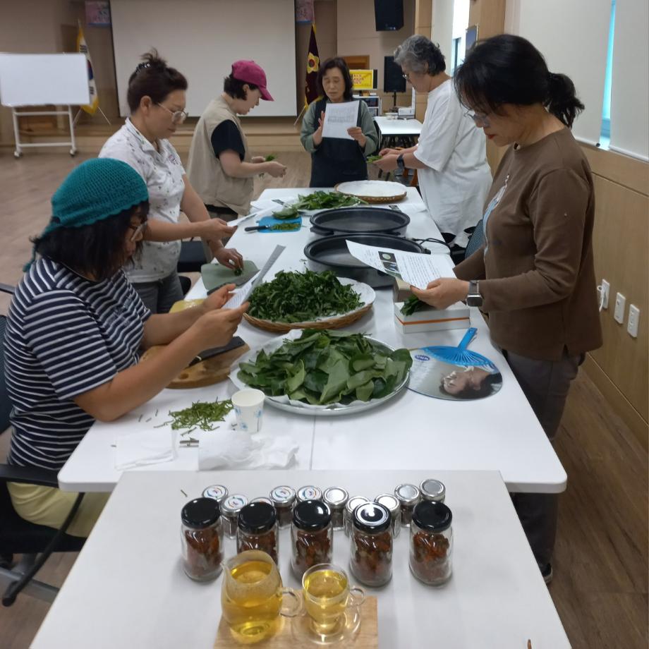 BandPhoto_2025_09_04_15_10_05