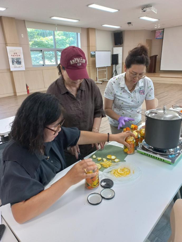 BandPhoto_2025_09_04_15_10_42