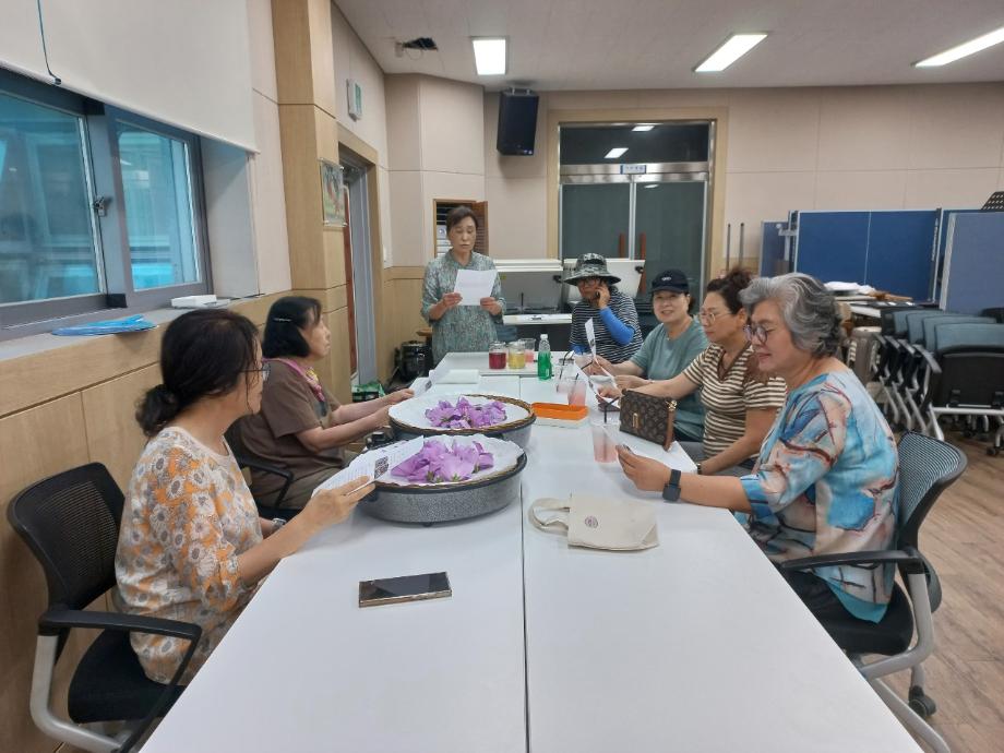 BandPhoto_2025_09_04_15_11_22