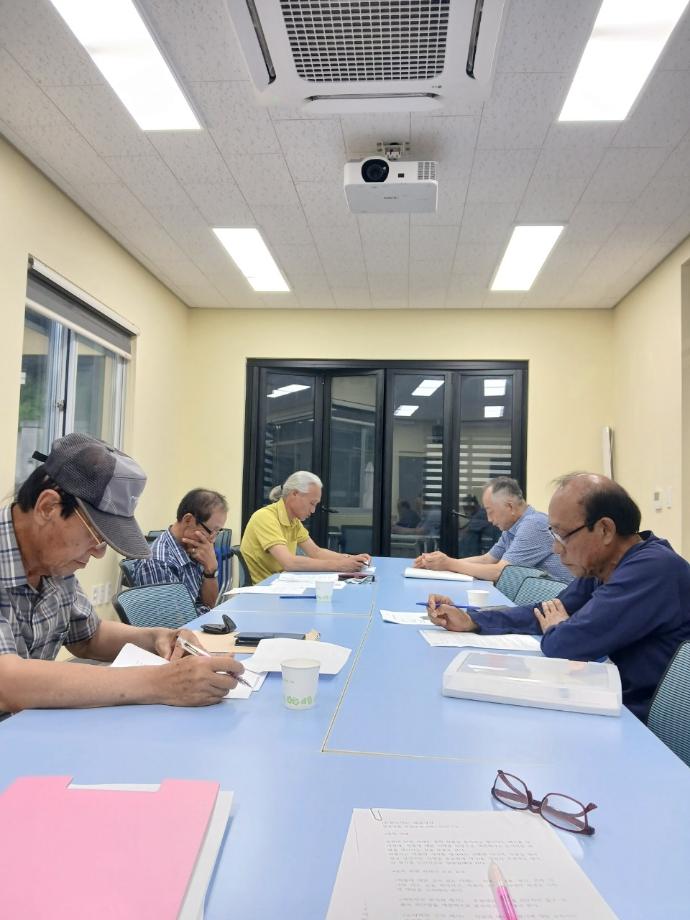 BandPhoto_2025_09_04_15_07_44