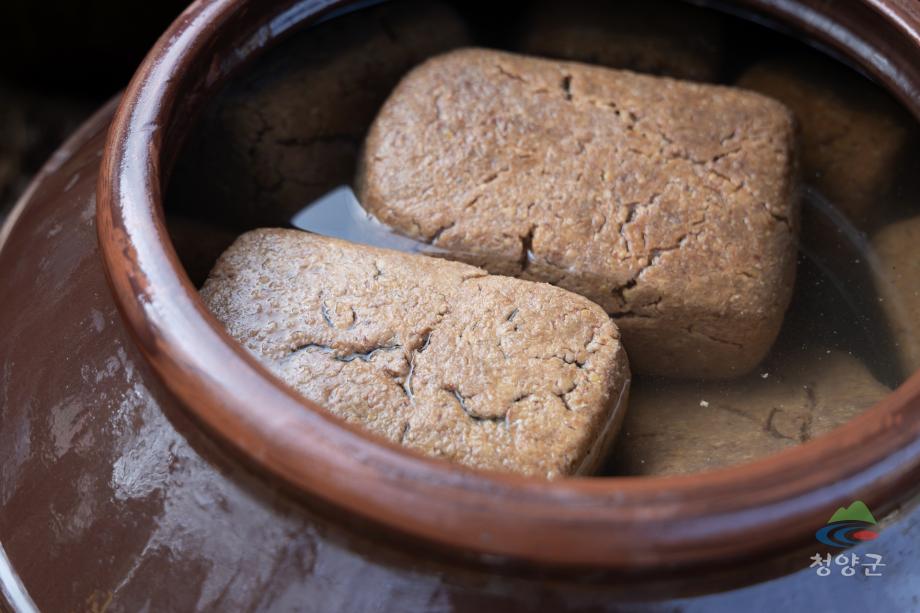 청양군 생활개선회 사랑의 장 담그기(10)