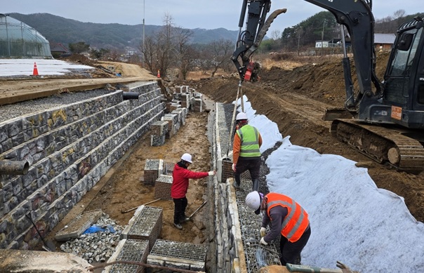 2. 청양군  하천 수해 복구사업 ‘농번기 전 완료’ 총력(1-2)
