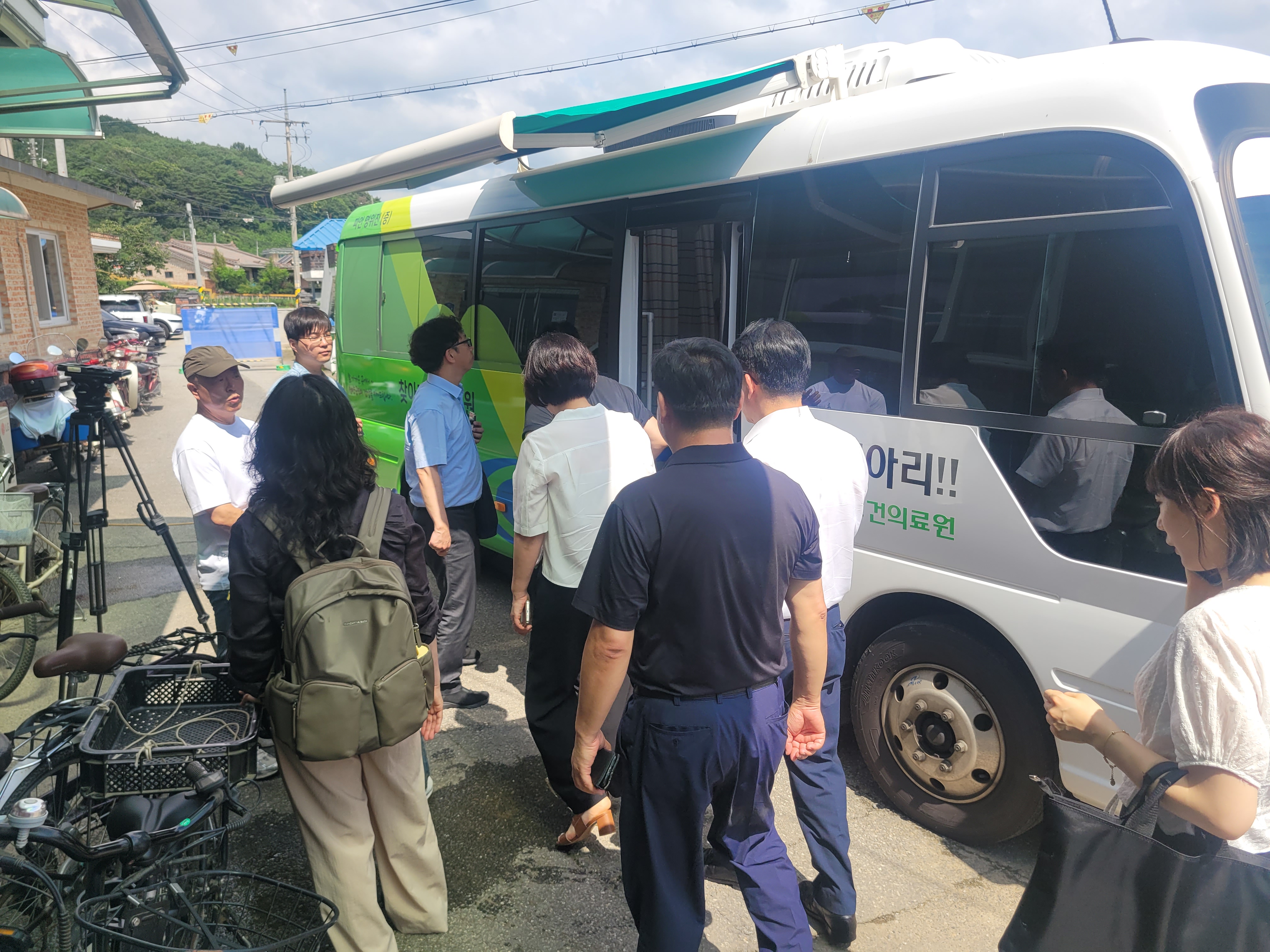 1. 농어촌 통합돌봄 정책 연구 위해 청양 찾은 연구진… 현장 중심 우수사례 공유.jpeg