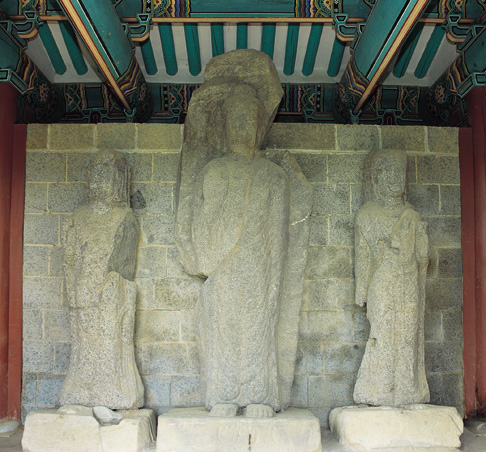 청양 읍내리 석조여래삼존입상(靑陽 邑內里 石造如來三尊立像)