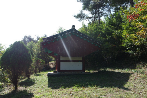 안산김씨, 평산신씨 정려