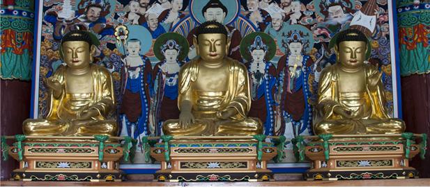 청양 정혜사 목조석가여래삼불좌상 (靑陽 定慧寺 木彫釋迦如來三佛坐像)