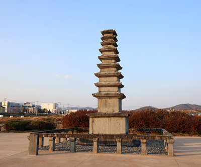 서정리구층석탑