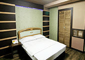 Paradise Motel